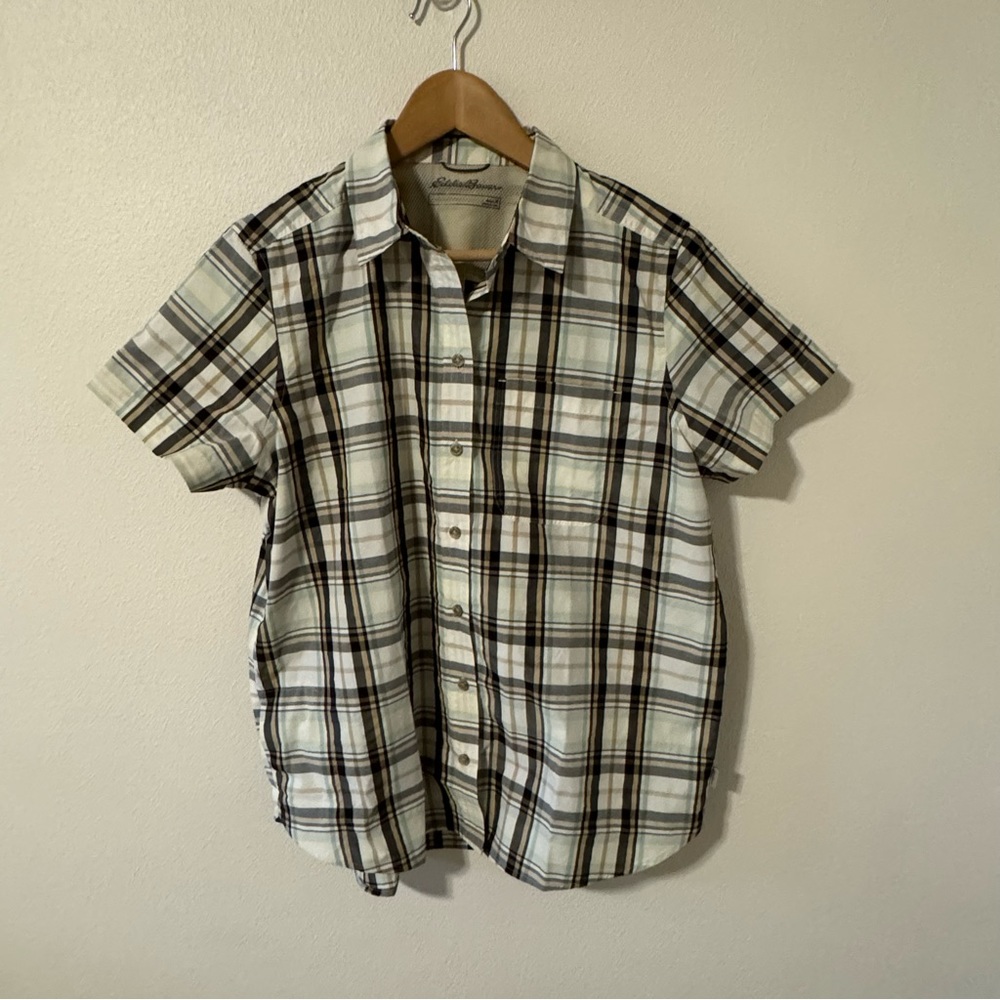 Eddie Bauer Plaid Short Sleeve Shirt Vented Fishing Hiking Tab Green 2022-Medium